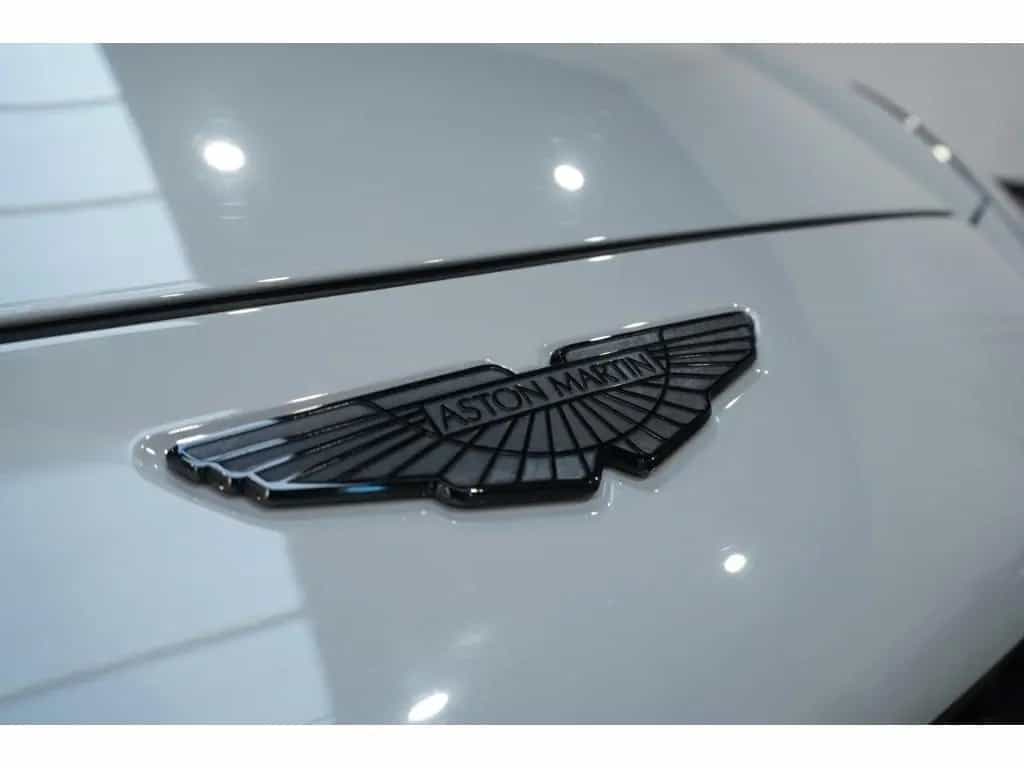 Aston Martin DBX 4.0 V8 DBX707 08/2023-photo-9