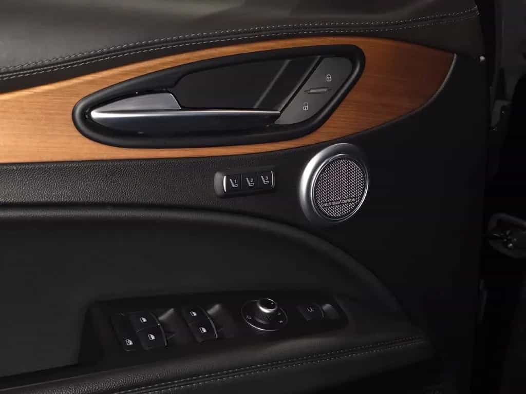 Alfa Romeo Stelvio Lusso Ti Q4/PANO/HARMAN KARDON 07/2021-photo-22