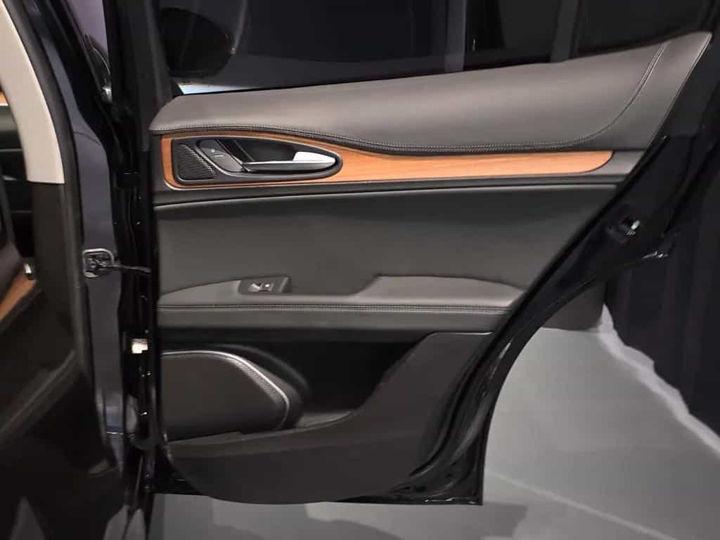 Alfa Romeo Stelvio Lusso Ti Q4/PANO/HARMAN KARDON 07/2021-photo-28