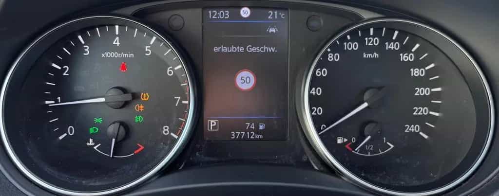 Nissan Qashqai 1,3 DCT*1.Hd*Panorama*NAVI*Kamera*LED 10/2020-photo-17