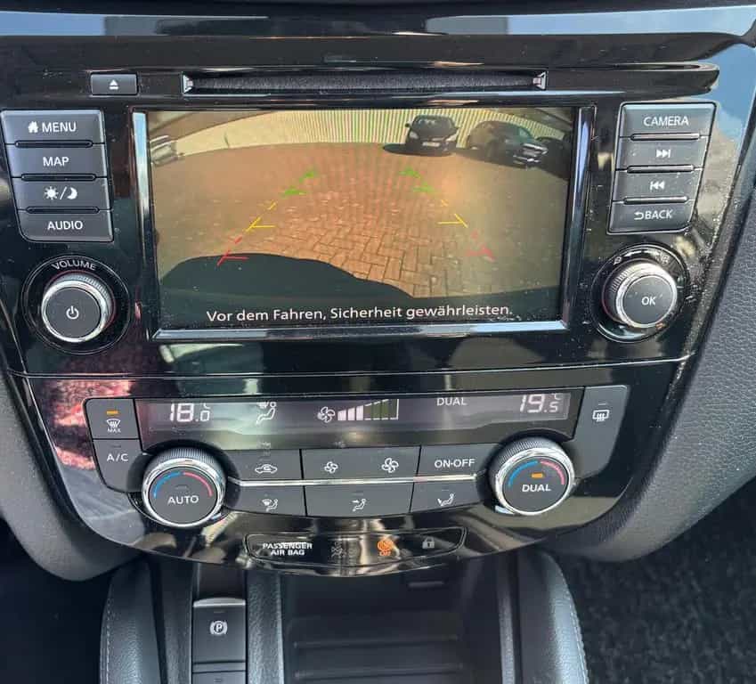 Nissan Qashqai 1,3 DCT*1.Hd*Panorama*NAVI*Kamera*LED 10/2020-photo-19