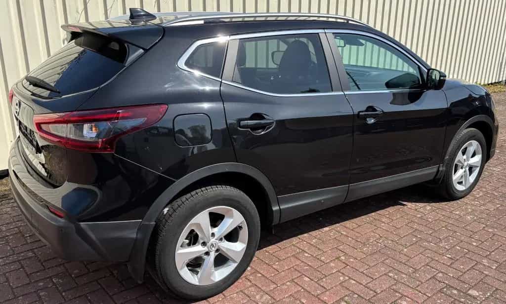 Nissan Qashqai 1,3 DCT*1.Hd*Panorama*NAVI*Kamera*LED 10/2020-photo-2