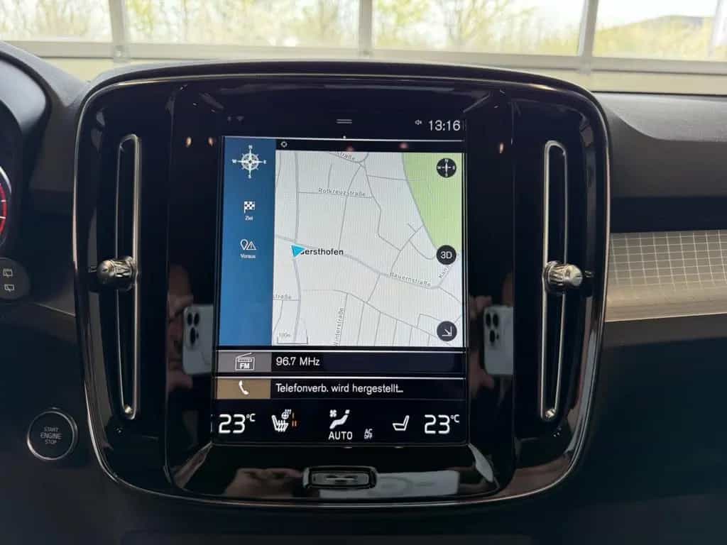 Volvo XC 40 Momentum Pro, ALLRAD, Winterpaket, 12/2020-photo-29