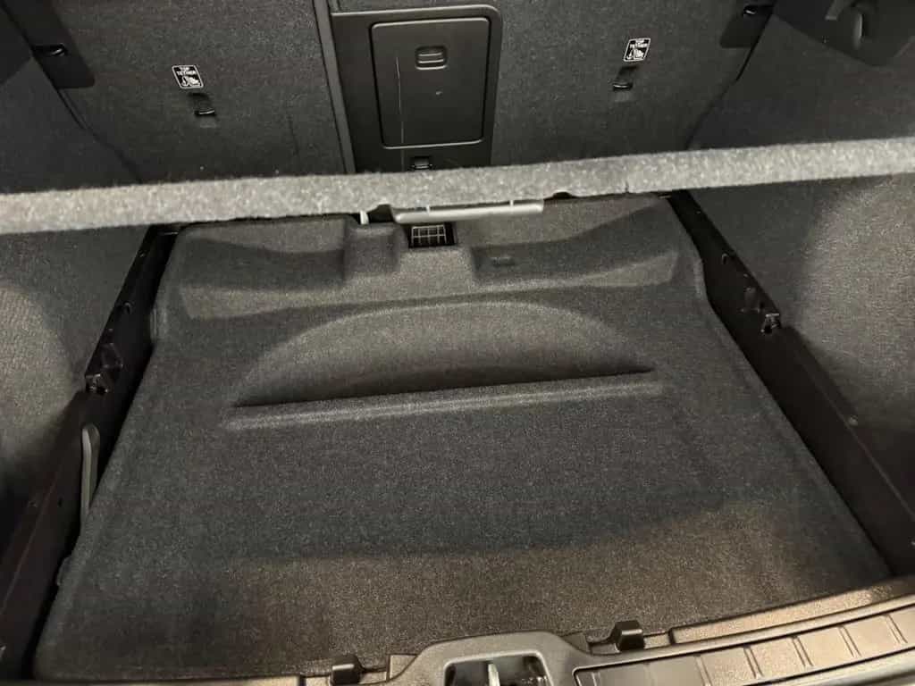 Volvo XC 40 Momentum Pro, ALLRAD, Winterpaket, 12/2020-photo-9