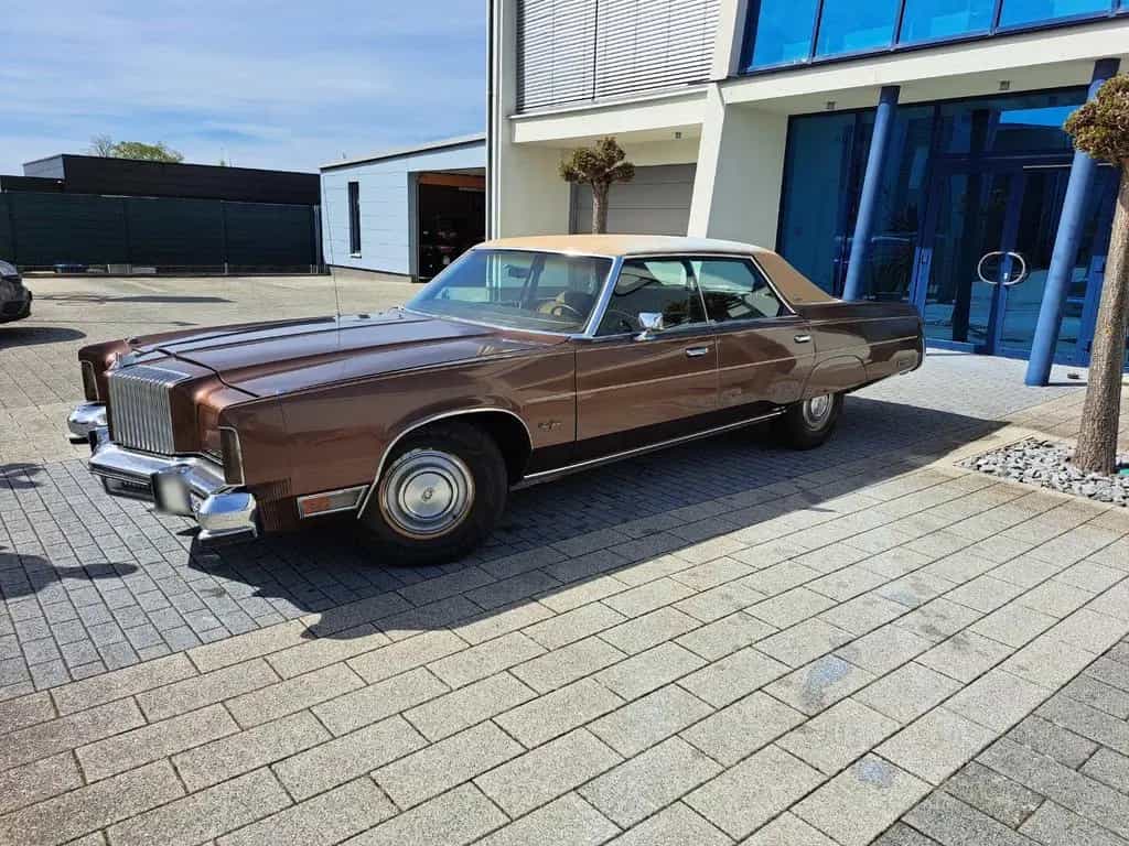 Chrysler New Yorker 07/1976-photo-2