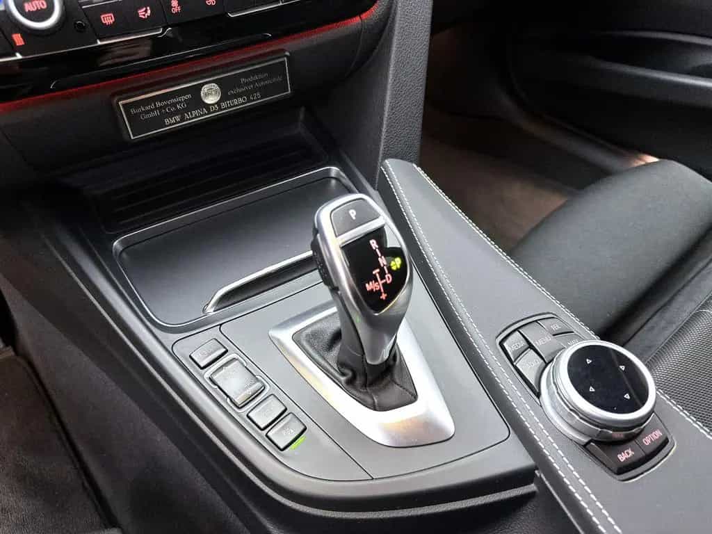 ALPINA D3 Lim 3.0 Biturbo *AHK*Navi*360°KAM*HeadUp* 07/2017-photo-9