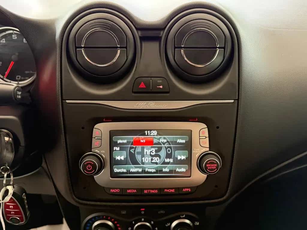 Alfa Romeo MiTo Super Klima Tempomat 26TKM 04/2018-photo-13