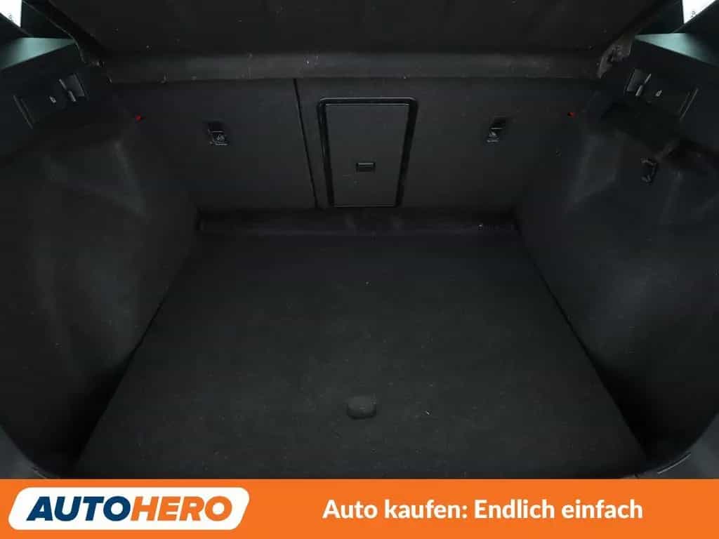 Seat Ateca 2.0 TSI FR 4Drive Aut.*NAVI*ACC*CAM*SHZ* 04/2019-photo-17