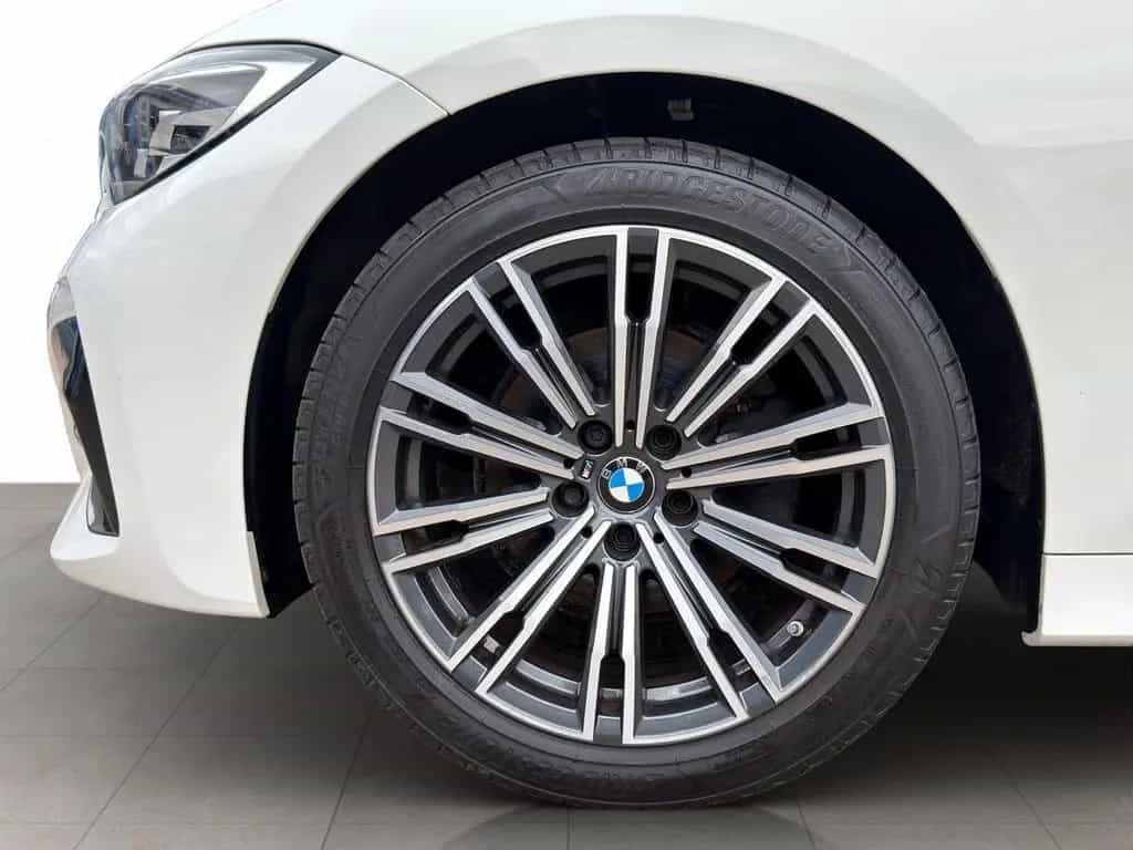 BMW 320 d Aut. G21 | M SPORT | ACC | AHK | PANORAMA 01/2021-photo-28