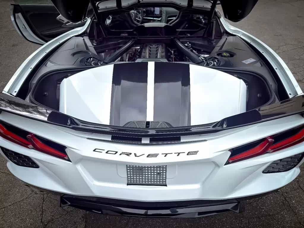 Corvette C8 Stingray Targa LT2 Z51 PERFORMANCE TÜV DE LED 01/2025-photo-19