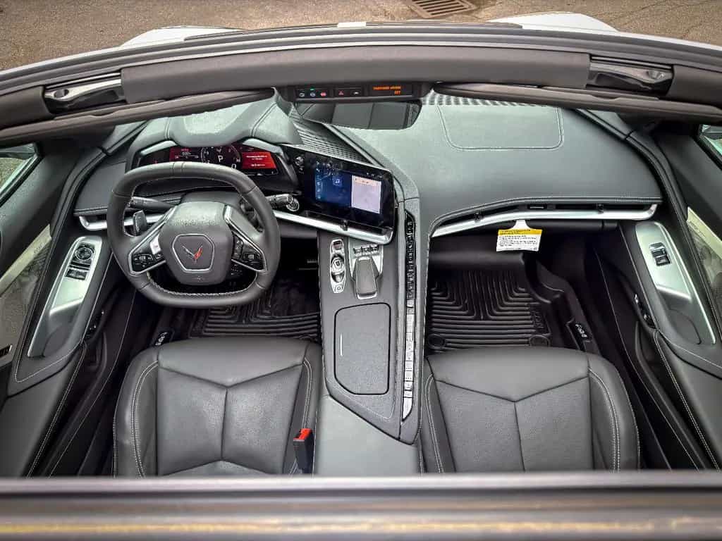 Corvette C8 Stingray Targa LT2 Z51 PERFORMANCE TÜV DE LED 01/2025-photo-22