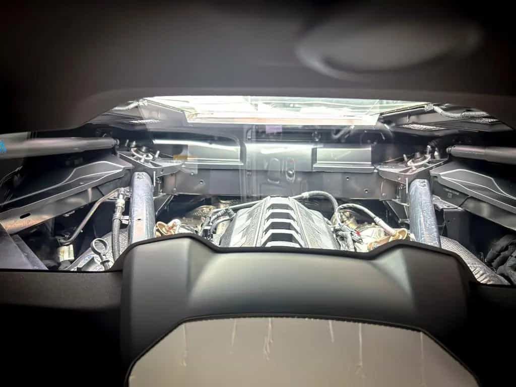 Corvette C8 Stingray Targa LT2 Z51 PERFORMANCE TÜV DE LED 01/2025-photo-23