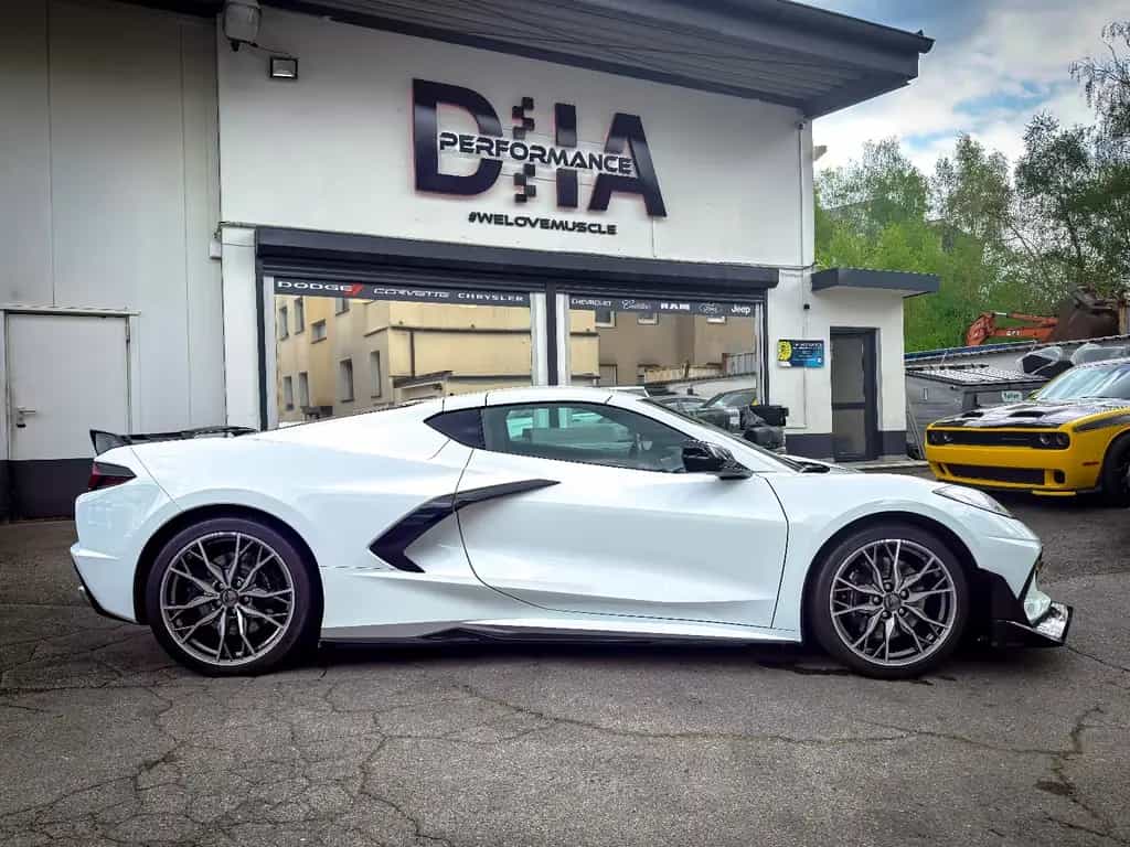 Corvette C8 Stingray Targa LT2 Z51 PERFORMANCE TÜV DE LED 01/2025-photo-3