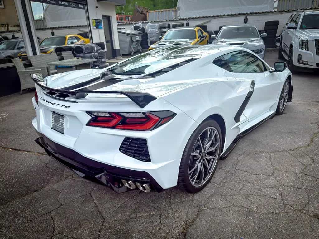 Corvette C8 Stingray Targa LT2 Z51 PERFORMANCE TÜV DE LED 01/2025-photo-4
