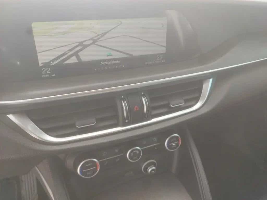 Alfa Romeo Stelvio 2.2 Turbodiesel 210 CV AT8 Q4 02/2018-photo-11
