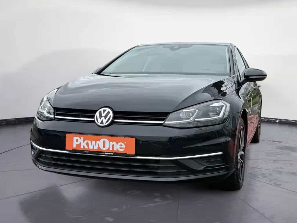 Volkswagen Golf 1.0 Sound 02/2018-photo-0