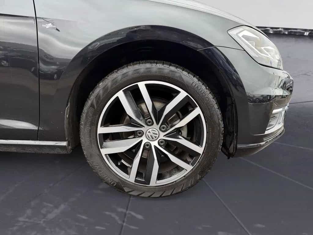 Volkswagen Golf 1.0 Sound 02/2018-photo-5