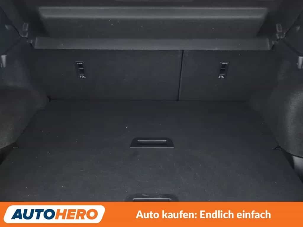 Nissan Qashqai 1.2 Acenta*NAVI*TEMPO*CAM*PDC*SHZ*KLIMA* 05/2018-photo-17