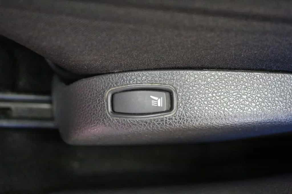 Dacia Duster SCE 115 Laureate AHK *Navigation* 02/2018-photo-16
