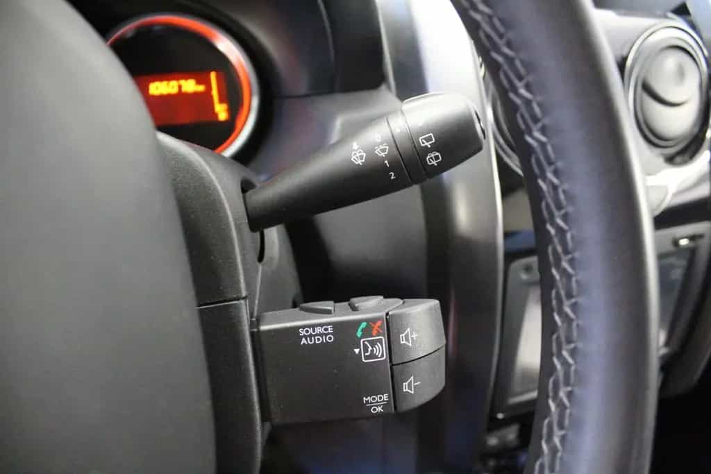 Dacia Duster SCE 115 Laureate AHK *Navigation* 02/2018-photo-24