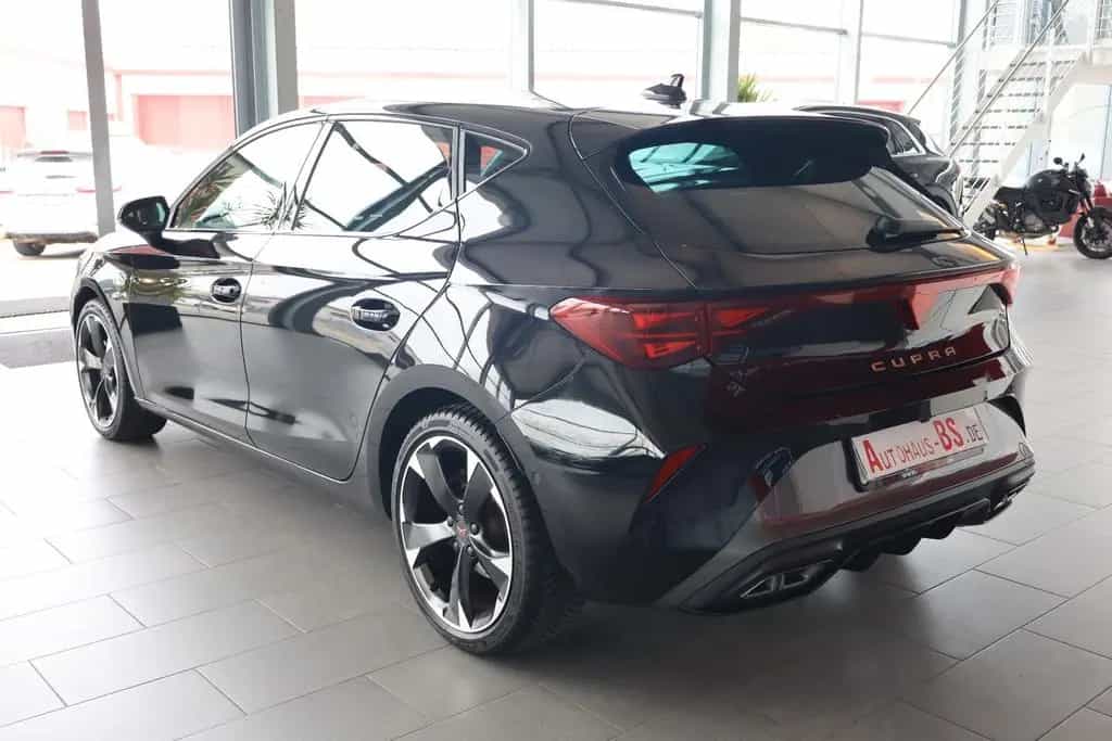 Cupra Leon Cupra 1.5 eTSI DSG,Kamera,Navi,LED,1.Hand 03/2025-photo-3
