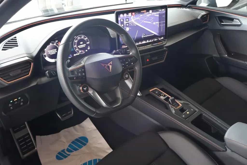 Cupra Leon Cupra 1.5 eTSI DSG,Kamera,Navi,LED,1.Hand 03/2025-photo-4