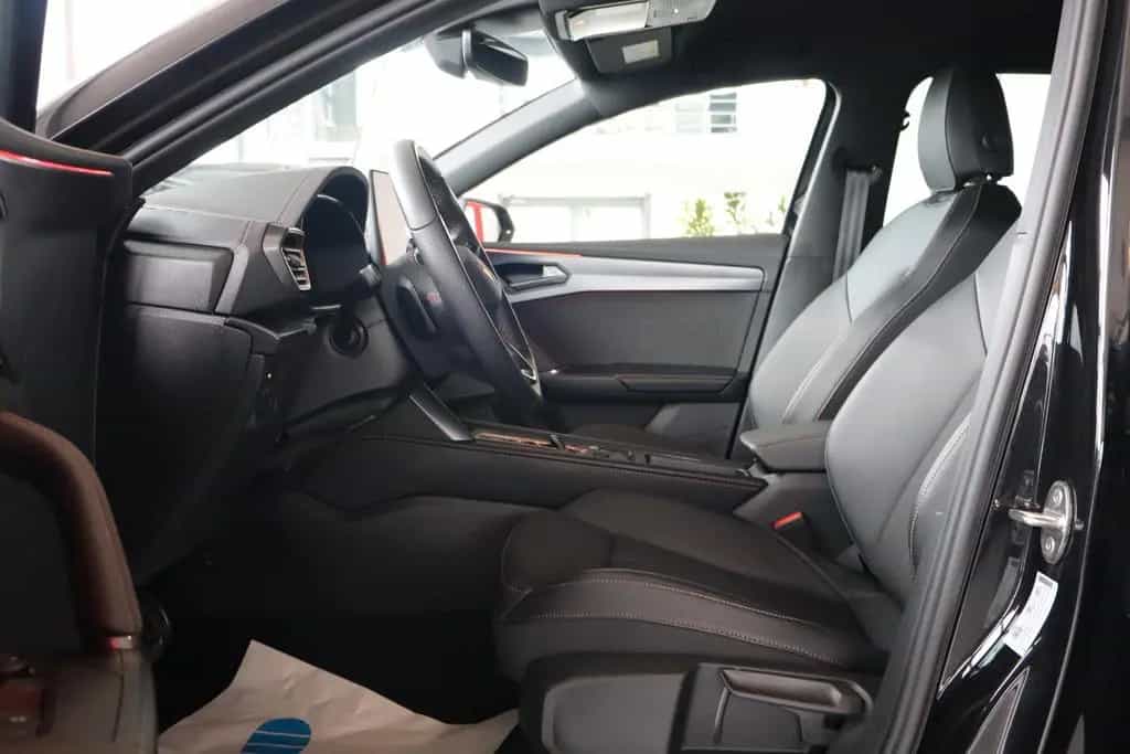 Cupra Leon Cupra 1.5 eTSI DSG,Kamera,Navi,LED,1.Hand 03/2025-photo-7