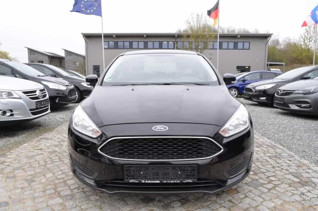 Ford Focus Turnier Ambiente S-HEFT/1. HAND/KLIMA 10/2016-photo-1