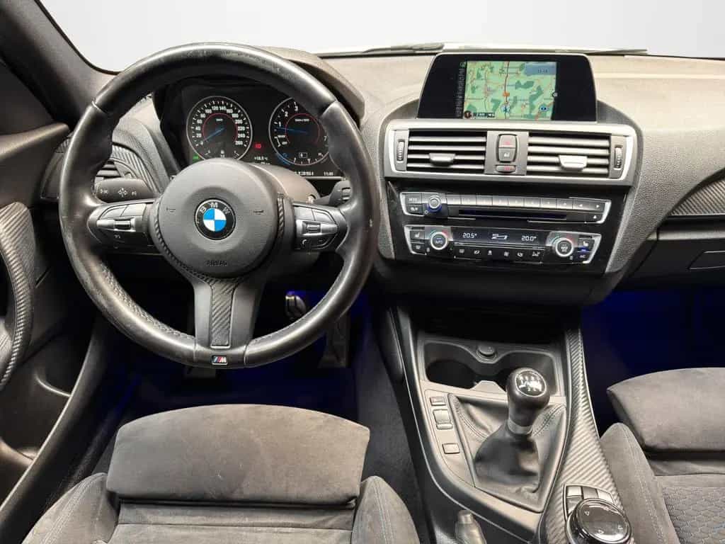 BMW 1 Series 120i Lim. M Sport SHZ LED 2-Z Klimaaut. PDC 02/2017-photo-12