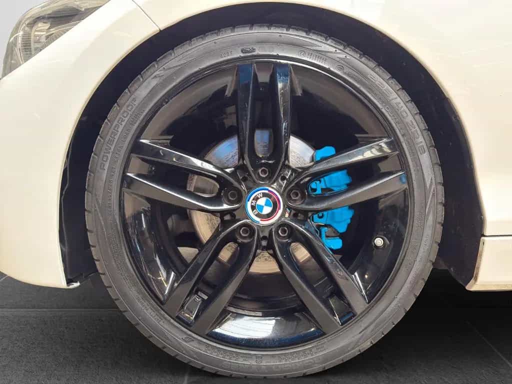 BMW 1 Series 120i Lim. M Sport SHZ LED 2-Z Klimaaut. PDC 02/2017-photo-28