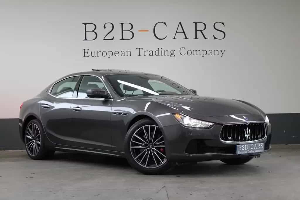 Maserati Ghibli 3.0 V6 Automatik - Dach - Leder - Xenon 08/2016-photo-0