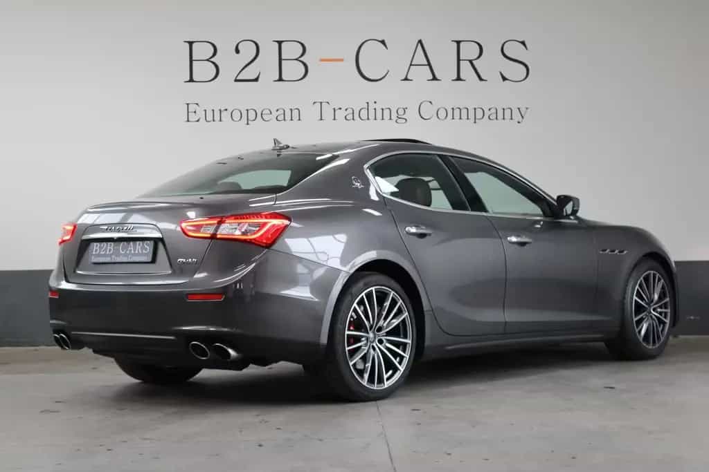 Maserati Ghibli 3.0 V6 Automatik - Dach - Leder - Xenon 08/2016-photo-3