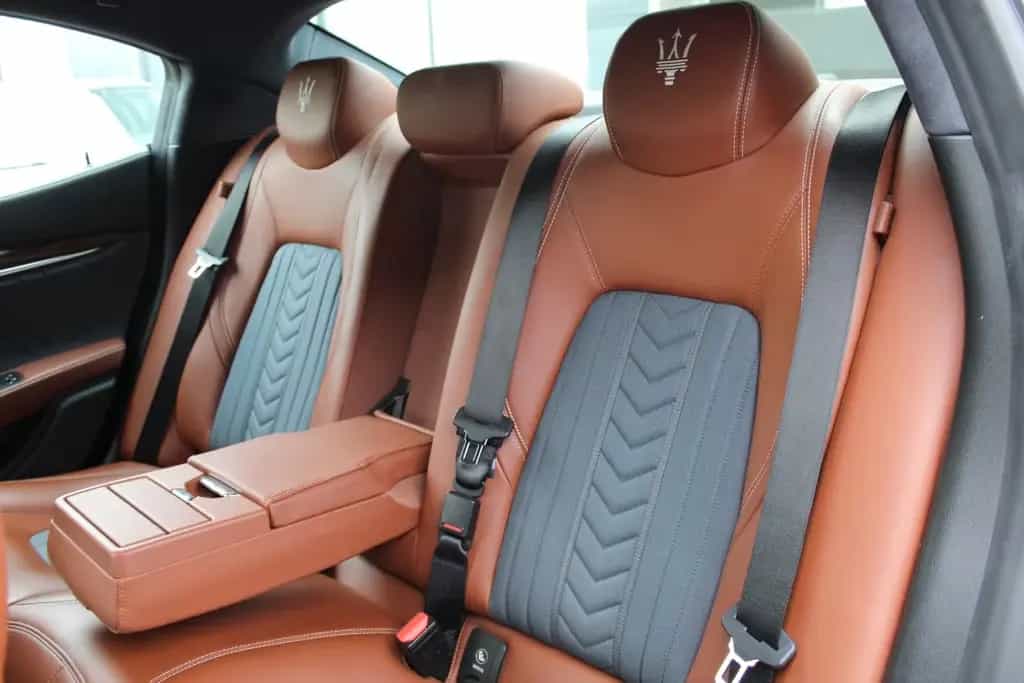 Maserati Ghibli 3.0 V6 Automatik - Dach - Leder - Xenon 08/2016-photo-7