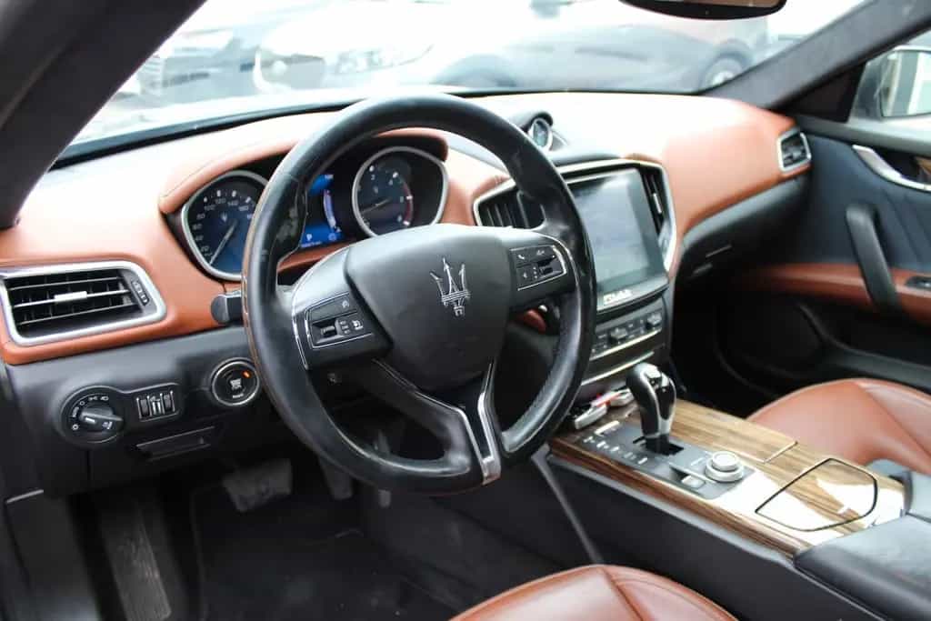 Maserati Ghibli 3.0 V6 Automatik - Dach - Leder - Xenon 08/2016-photo-8