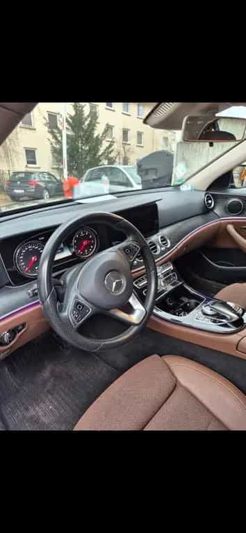 Mercedes-Benz E-Class 400 4MATIC AVANTGARDE Autom. AVANTGARDE 08/2017-photo-8