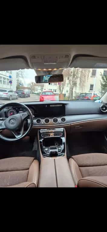 Mercedes-Benz E-Class 400 4MATIC AVANTGARDE Autom. AVANTGARDE 08/2017-photo-9