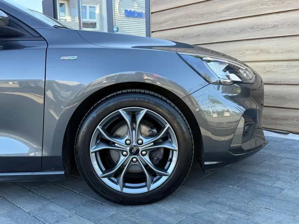Ford Focus Lim. ST-Line*CAM*PANO*HEAD-UP* 10/2018-photo-3