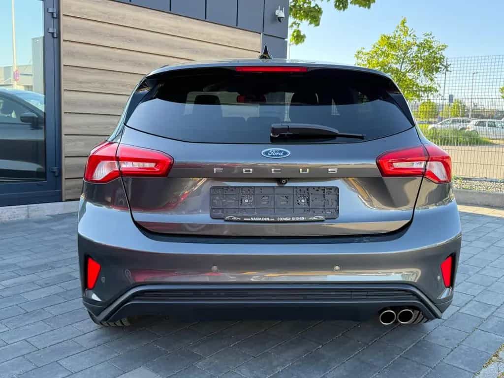 Ford Focus Lim. ST-Line*CAM*PANO*HEAD-UP* 10/2018-photo-5