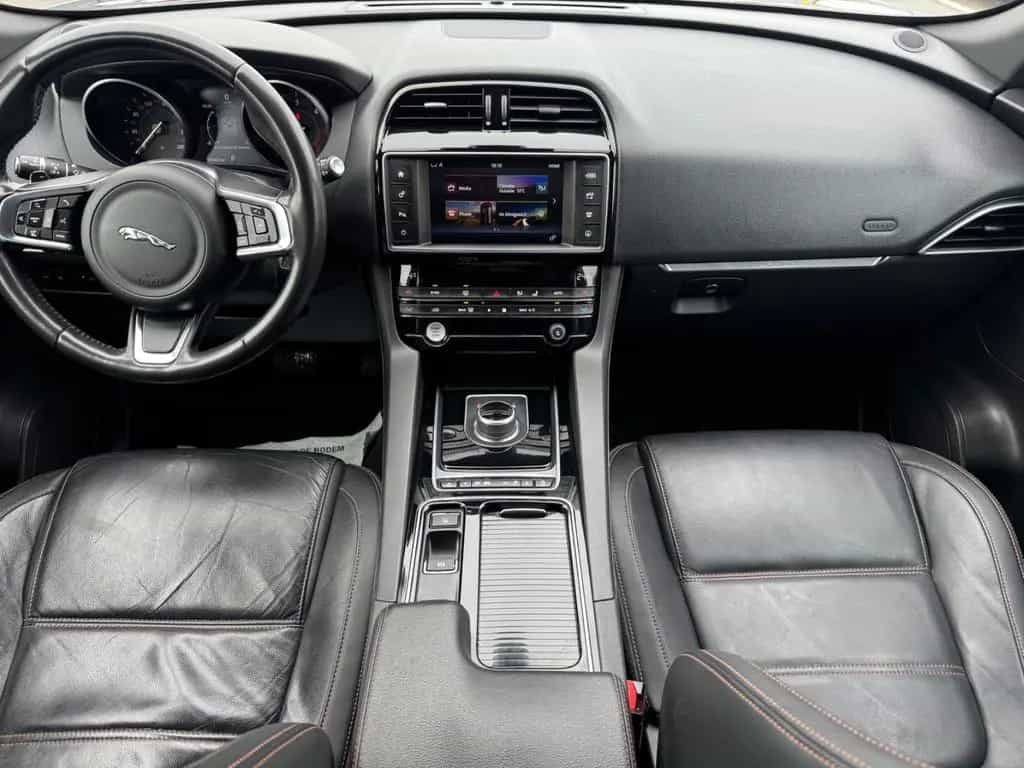 Jaguar F-Pace F-PACE *PRESTIGE*DEFEKT*LÄUFT UNRUHIG 08/2017-photo-14