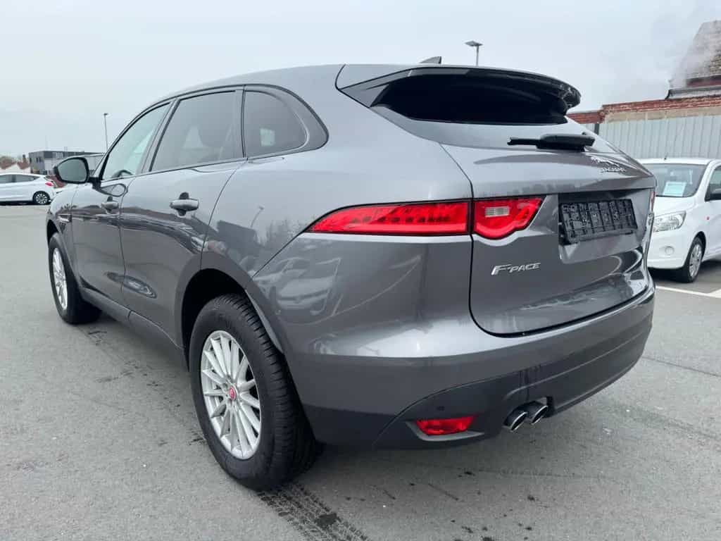 Jaguar F-Pace F-PACE *PRESTIGE*DEFEKT*LÄUFT UNRUHIG 08/2017-photo-5