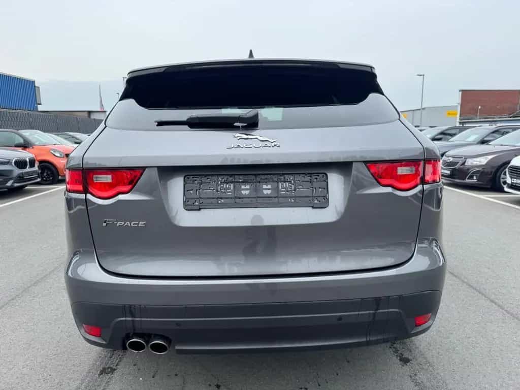 Jaguar F-Pace F-PACE *PRESTIGE*DEFEKT*LÄUFT UNRUHIG 08/2017-photo-7