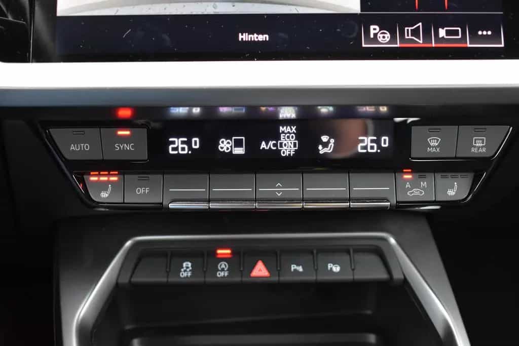 Audi A3 30TFSI Sportback*S-Tronic*LED*Kamera*SHZ*Lane 05/2022-photo-16