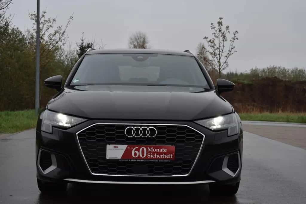 Audi A3 30TFSI Sportback*S-Tronic*LED*Kamera*SHZ*Lane 05/2022-photo-2