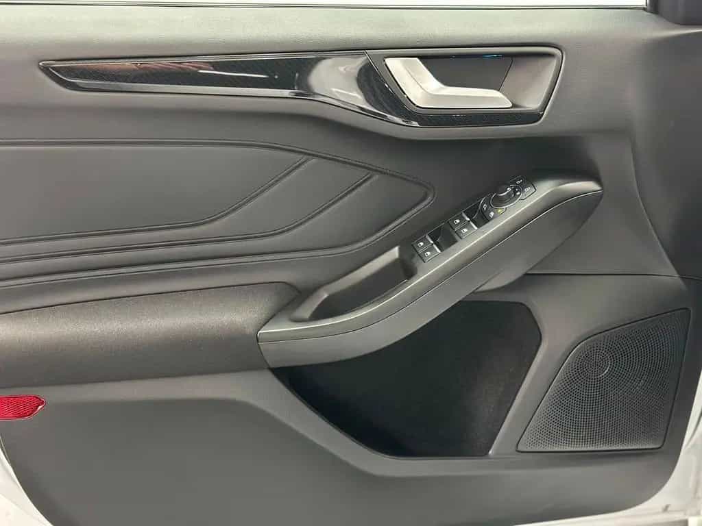 Ford Focus ST-Line X *LED*NAVI*DAB*SHZ* 04/2023-photo-15
