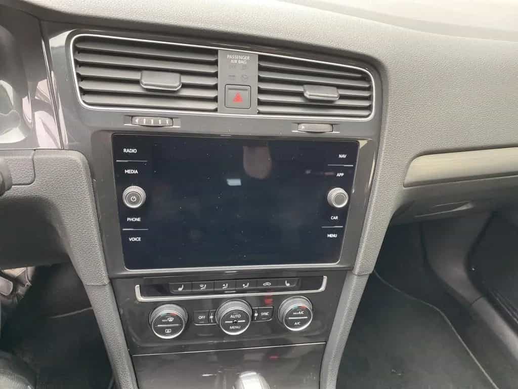 Volkswagen Golf Comfortline BlueMotion 1.5 Shz. Sch.Wippen 01/2019-photo-15