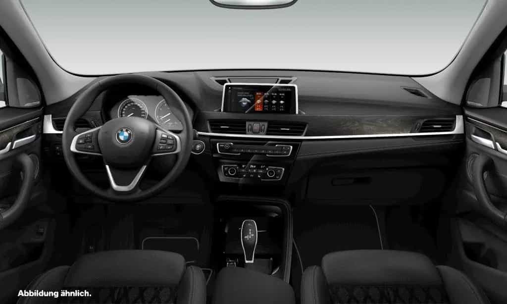 BMW X1 sDrive20d xLine Aut Nav LED h&k PDChi Shz 18" 03/2022-photo-2
