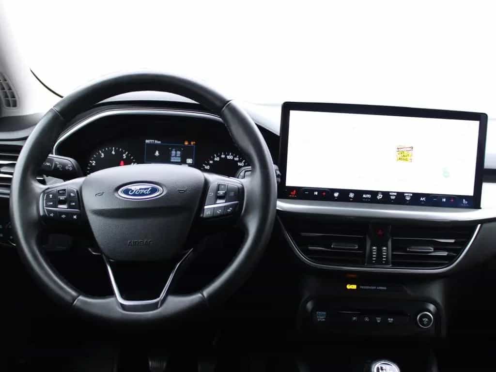 Ford Focus Limo. Titanium - Winterpaket 04/2022-photo-6