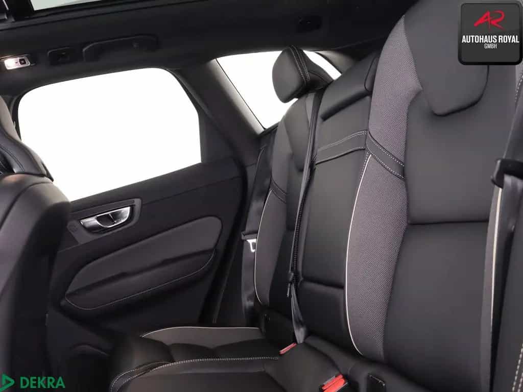 Volvo XC60 XC 60 2.0 T4 R DESIGN STANDHZ,HUD,21ZOLL,KEYLESS 08/2020-photo-10