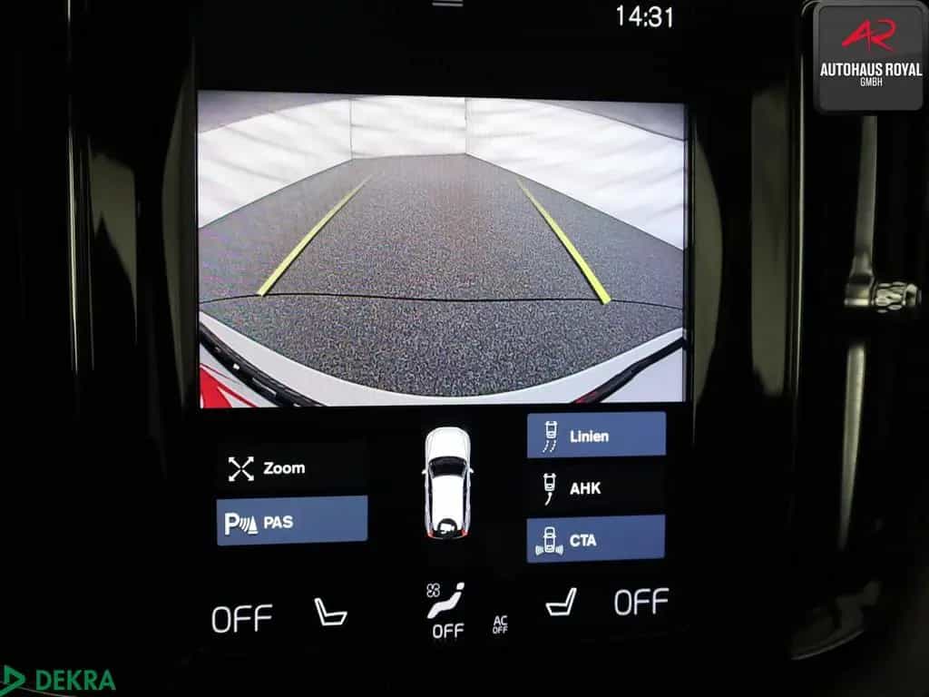 Volvo XC60 XC 60 2.0 T4 R DESIGN STANDHZ,HUD,21ZOLL,KEYLESS 08/2020-photo-23