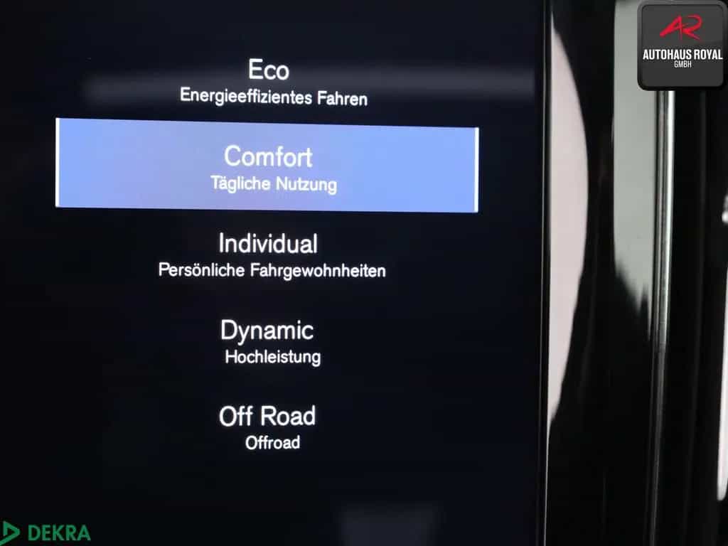Volvo XC60 XC 60 2.0 T4 R DESIGN STANDHZ,HUD,21ZOLL,KEYLESS 08/2020-photo-26